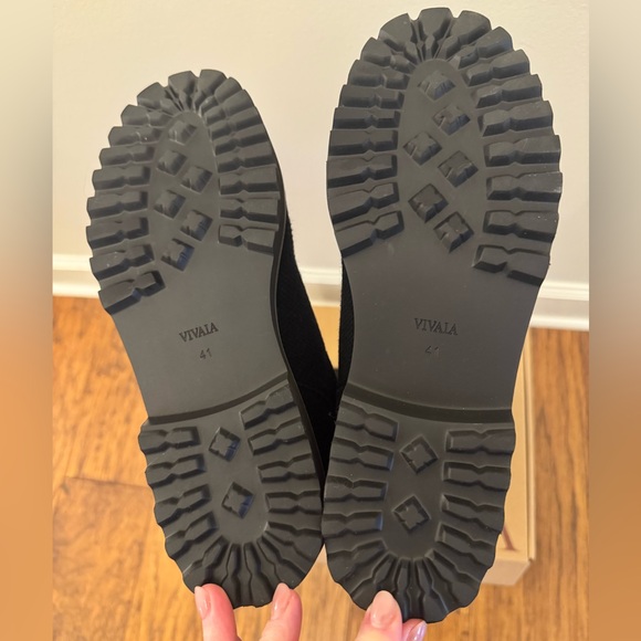 VIIAIA Filipa Round-Toe Stretchy Wool Knee-High Boots, 9.5, worn once, black - Picture 4 of 15